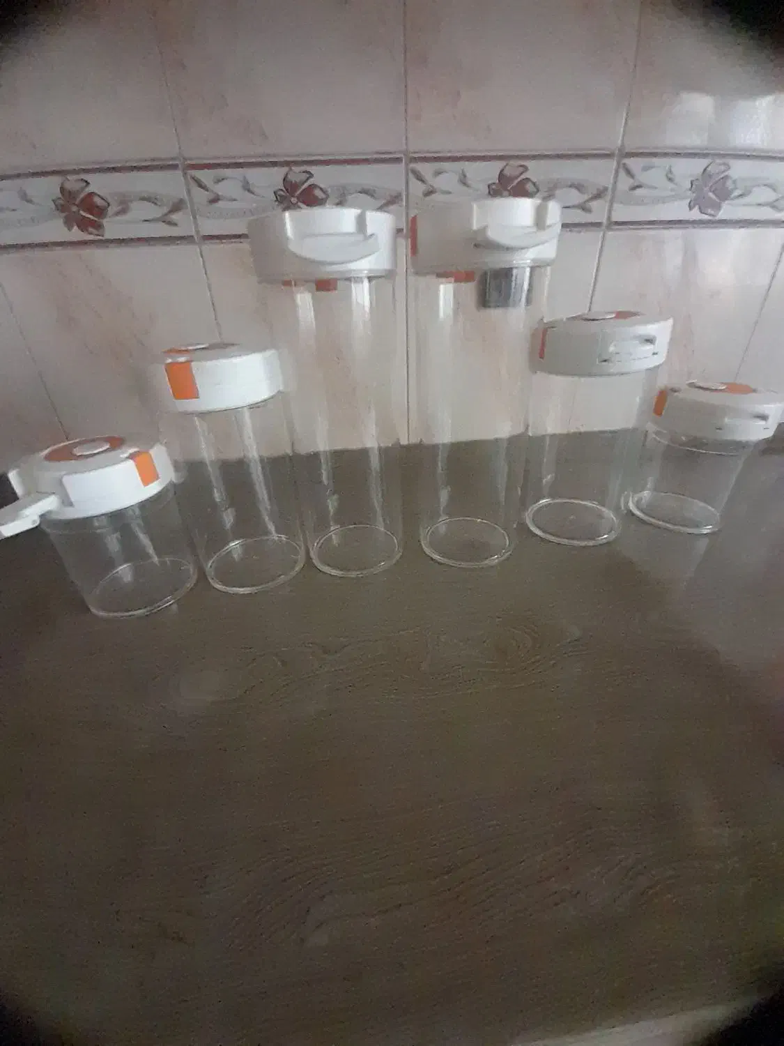 جای حبوبات|ظروف نگهدارنده، پلاستیکی، یک‌بارمصرف|همدان, |دیوار