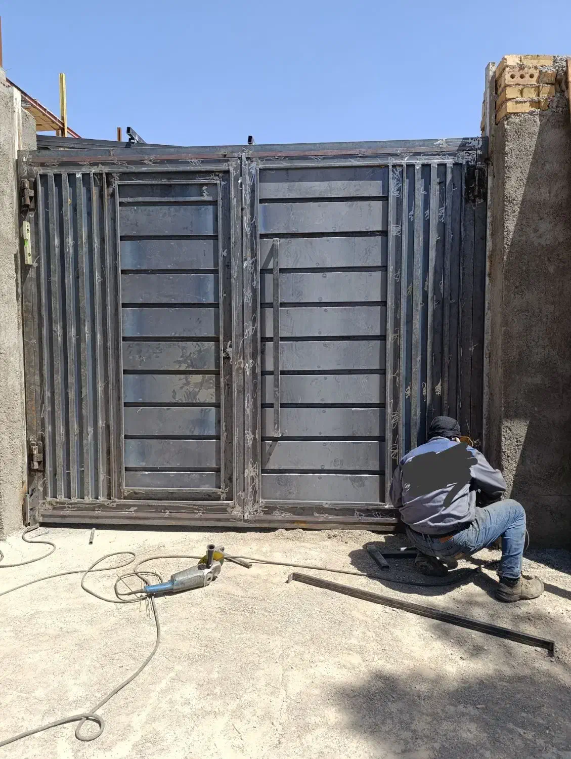 درب پنجره سازی نو وکهنه مهران امامدادی|مصالح و تجهیزات ساختمان|تربت جام, شهرک آزادگان|دیوار