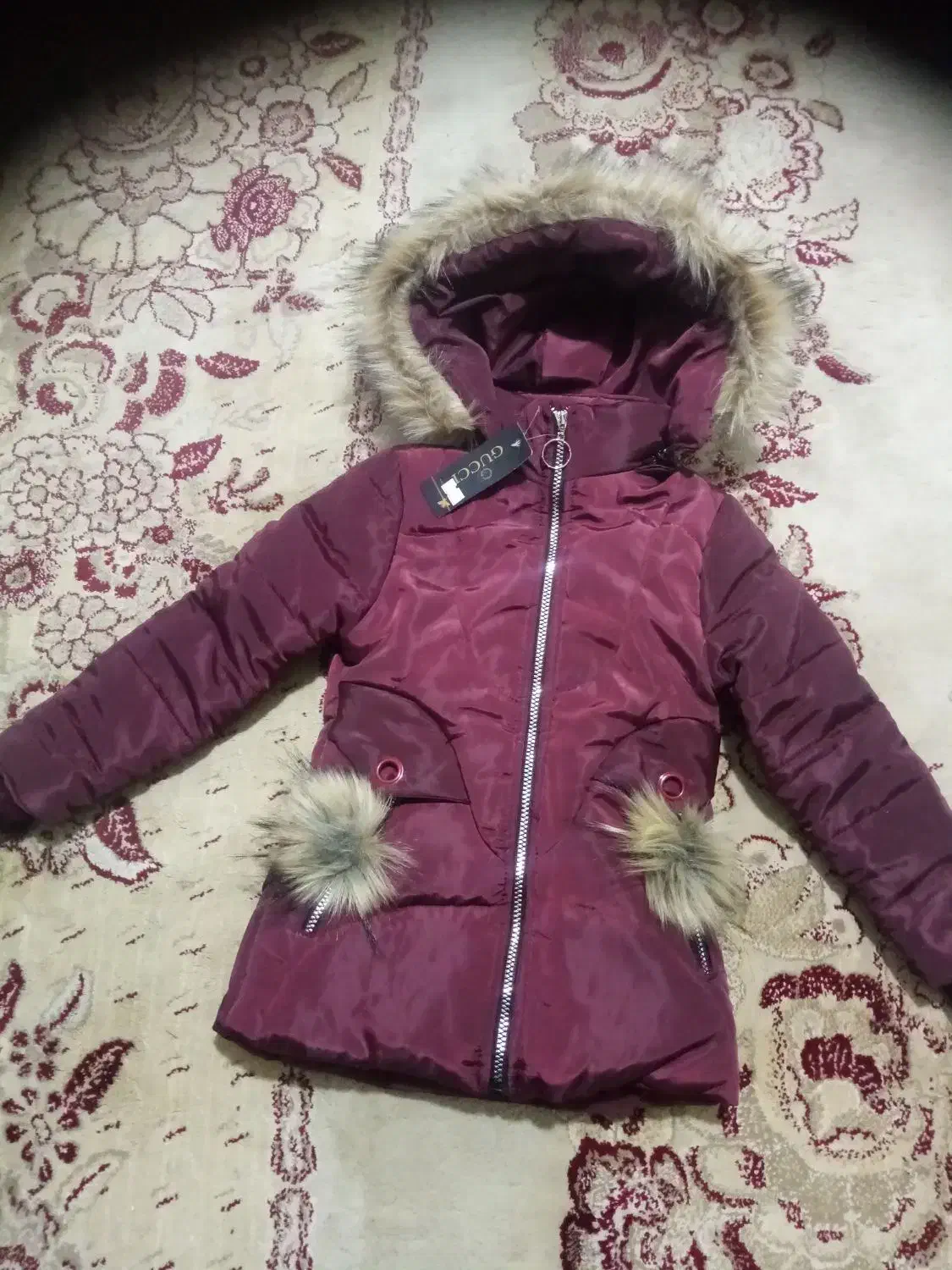 کافشن دخترانه 6 تا 7 سال خوبه|کفش و لباس بچه|درمیان, |دیوار