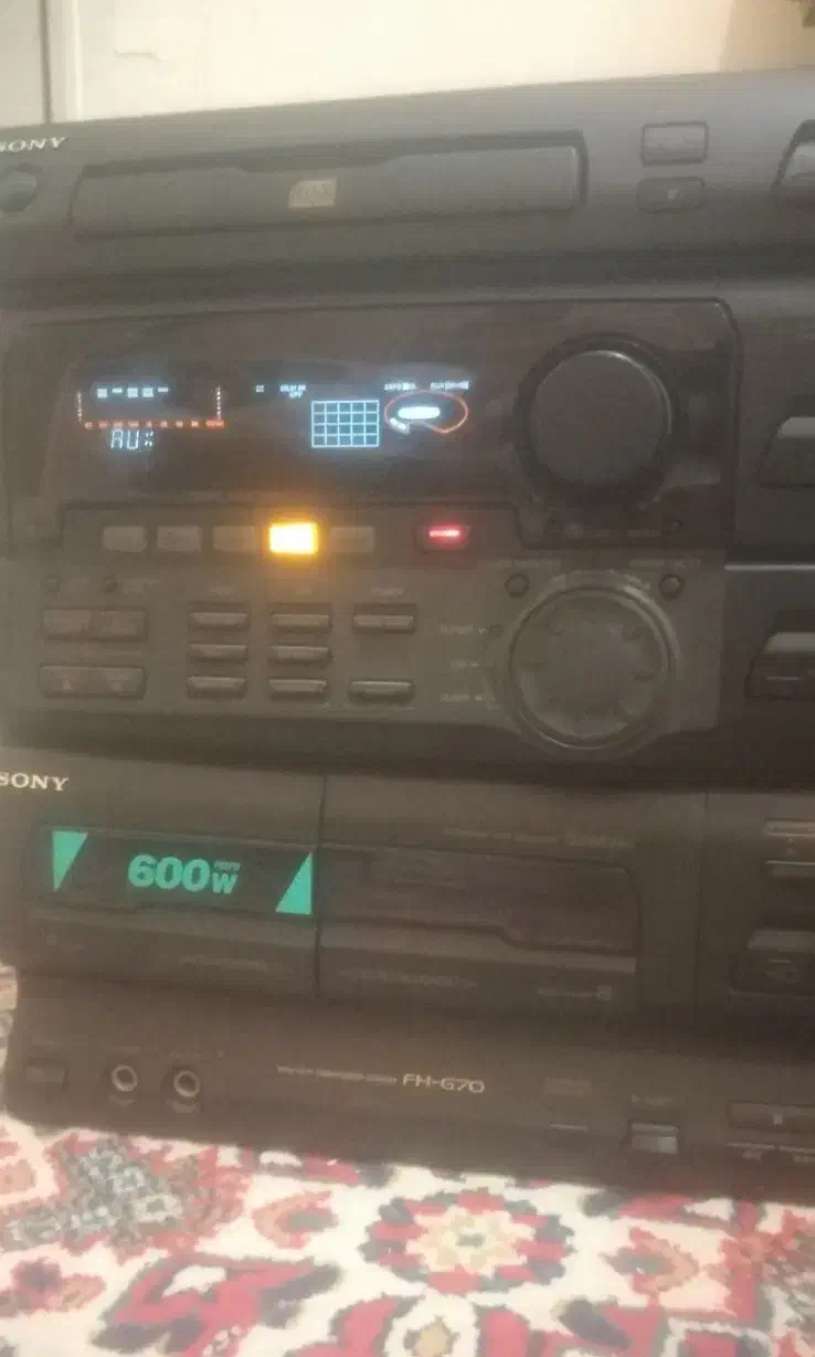 رادیو ضبط سی دی خور سونی تا حد نو|سیستم صوتی خانگی|بروجرد, |دیوار