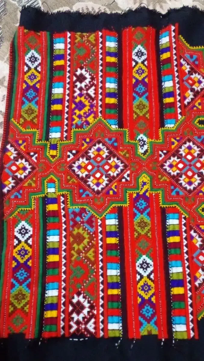 بزرگسال|لباس|سراوان, |دیوار