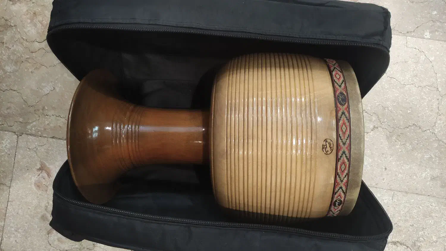 تمبک شیرانی یک مهر یک تکه با تمام اقلام مورد نیاز|سازهای سنتی|تهران, فلسطین (میدان انقلاب)|دیوار