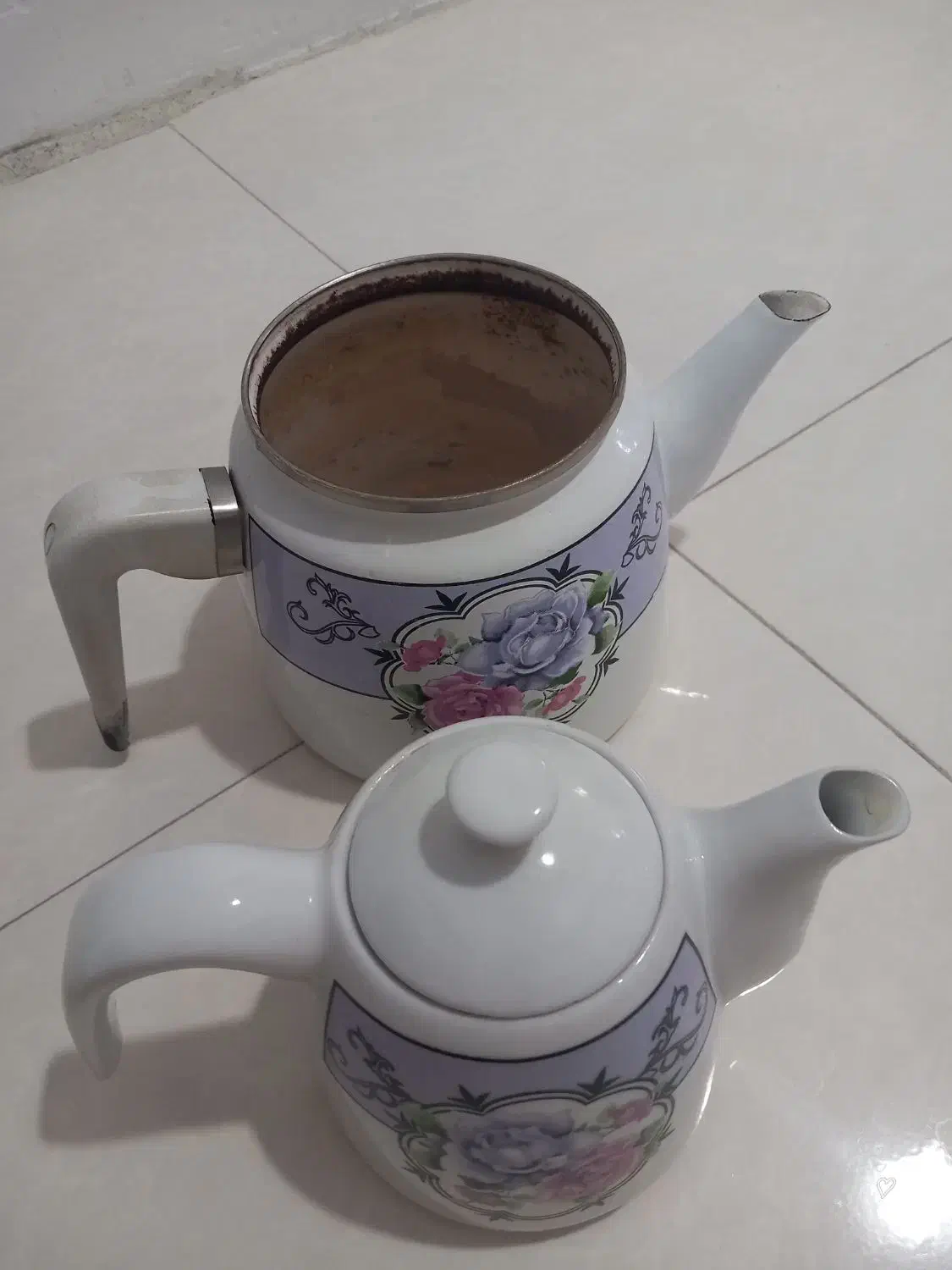 کتری وقوری|قوری، کتری، قهوهساز دستی|نیشابور, دارایی|دیوار