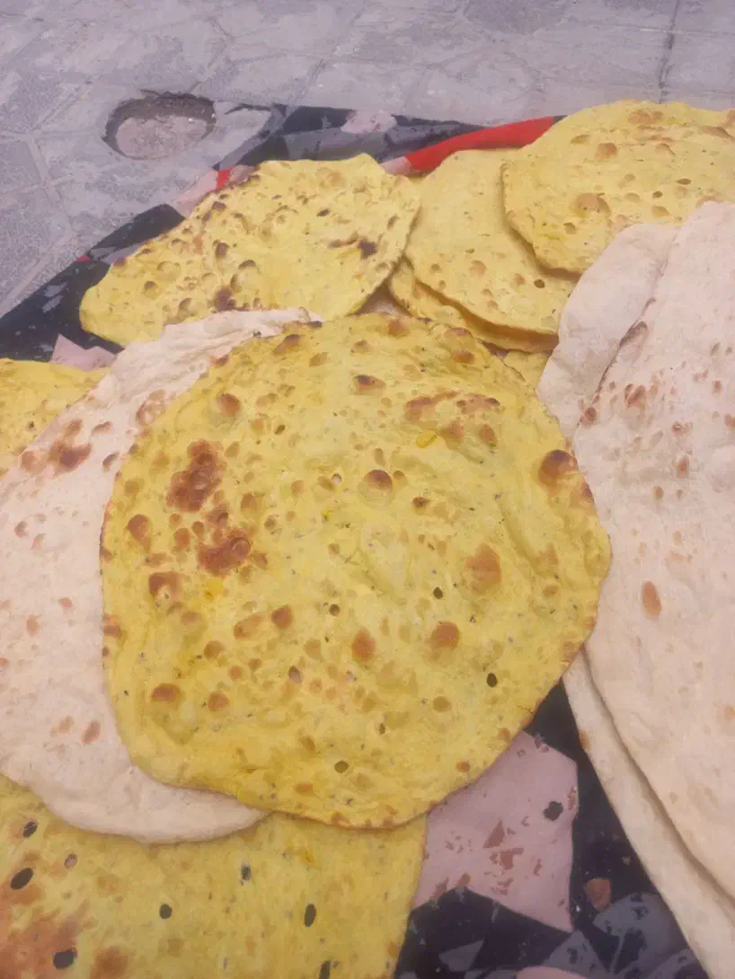 نان‌محلی|خوردنی و آشامیدنی|مشهد, کارمندان دوم|دیوار