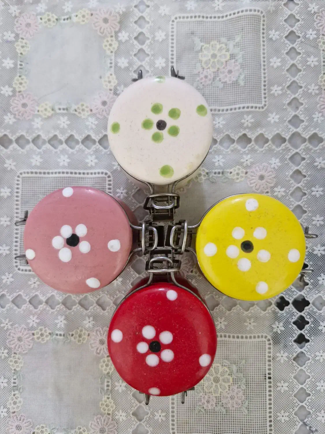 جا ادویه ایی رنگی|ظروف پخت‌وپز|شیراز, وصال|دیوار