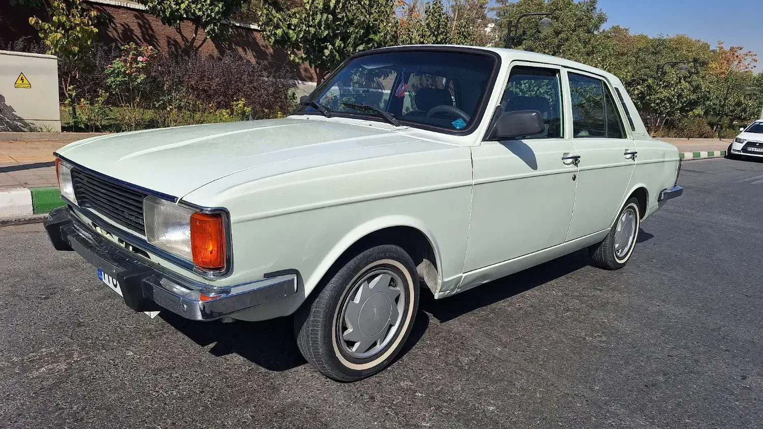 پیکان ۸۳ انژکتور کلکسیونی مشابه صفر ۱۰۰تاکار|خودرو کلاسیک|مشهد, احمدآباد|دیوار