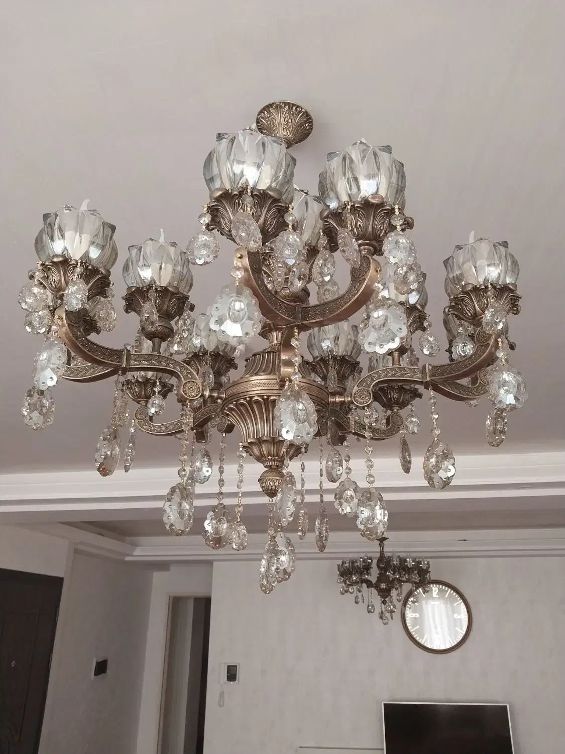 یک عدد لوستر برنزی ۱۵ شعله|لوستر و چراغ آویز|تبریز, |دیوار