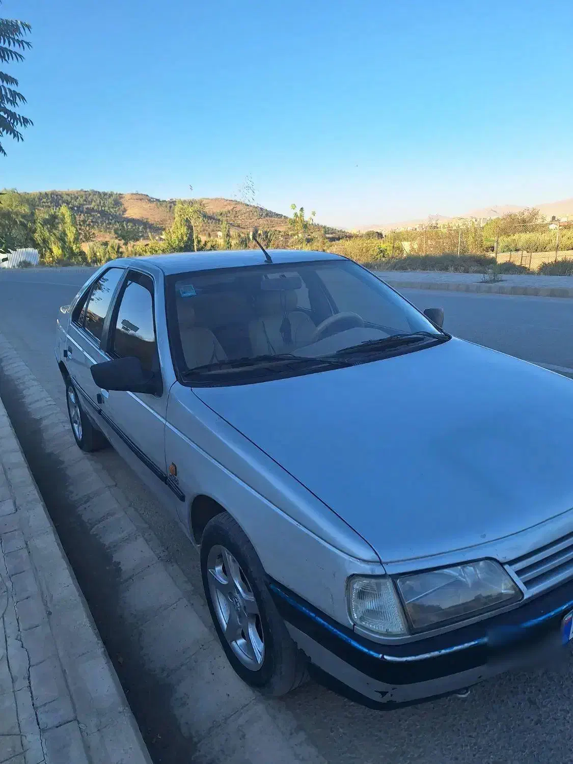 پژو 405 دوگانه GLX مدل 89 نقره‌ای|خودرو سواری و وانت|بوکان, |دیوار