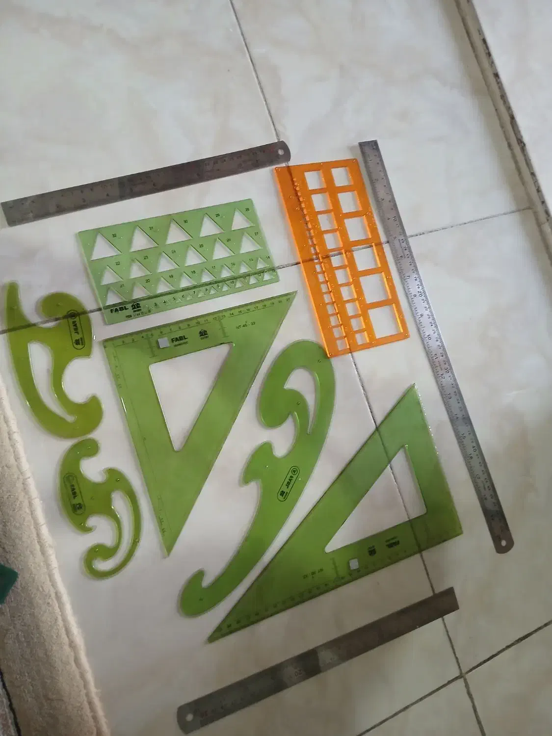 شابلون|لوازم التحریر|تهران, دکتر هوشیار|دیوار