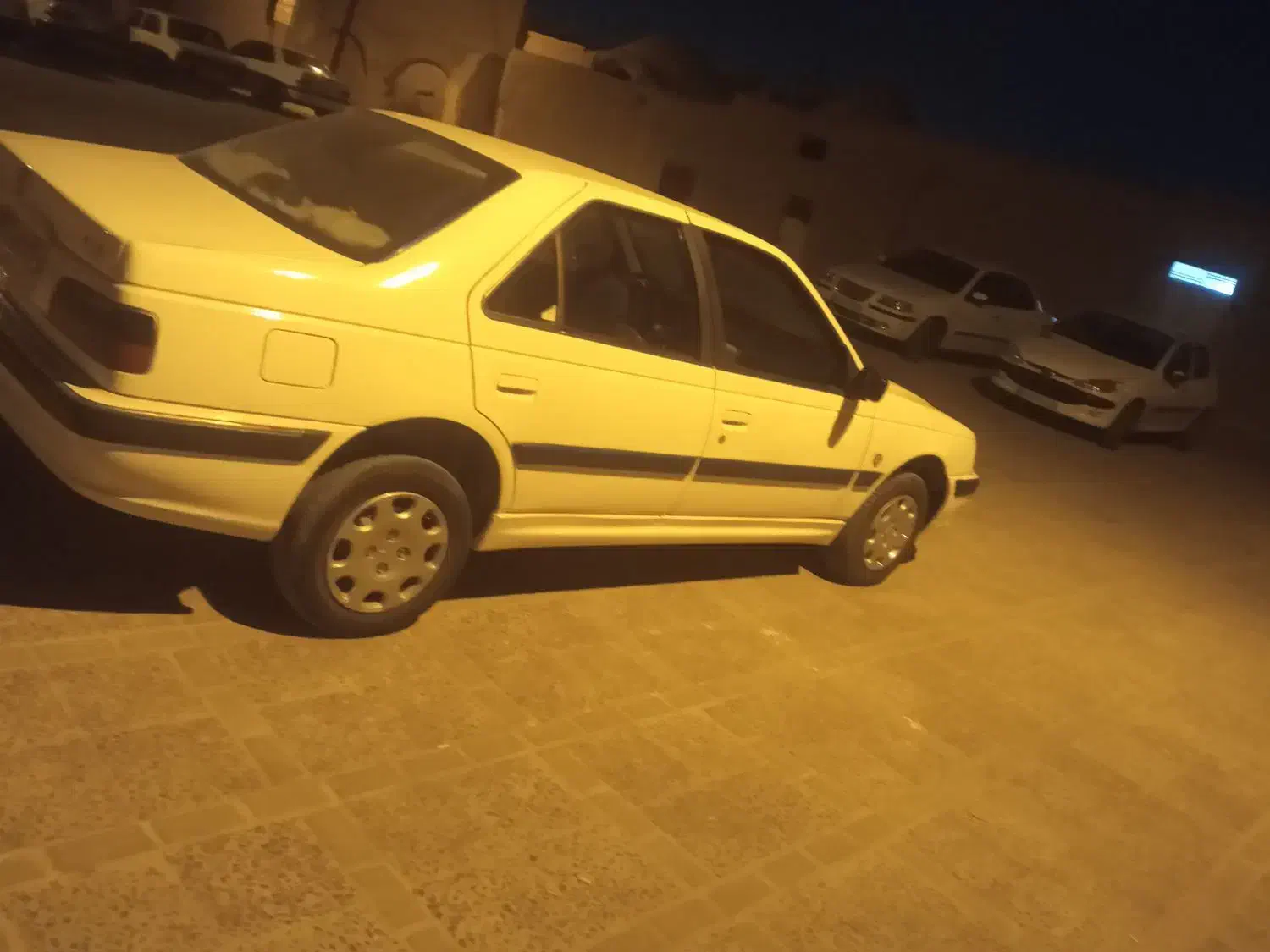 پارس سفید|خودرو سواری و وانت|یزد, |دیوار