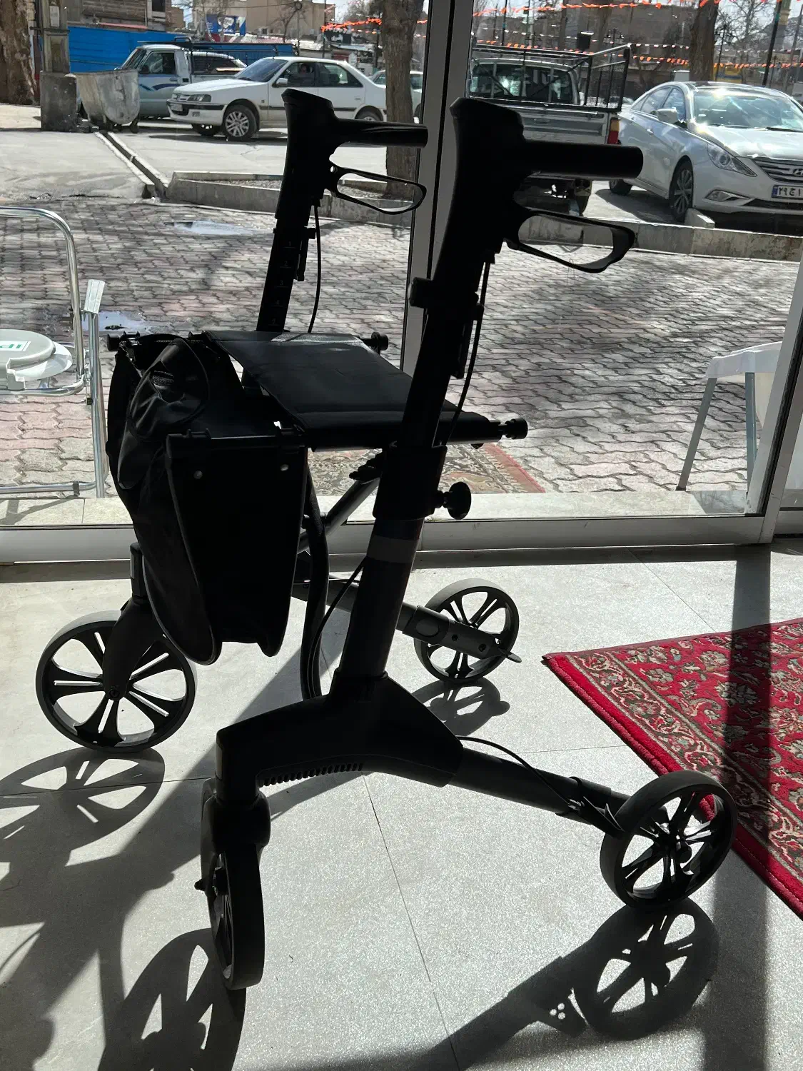 رولی تر|پزشکی|خمین, |دیوار