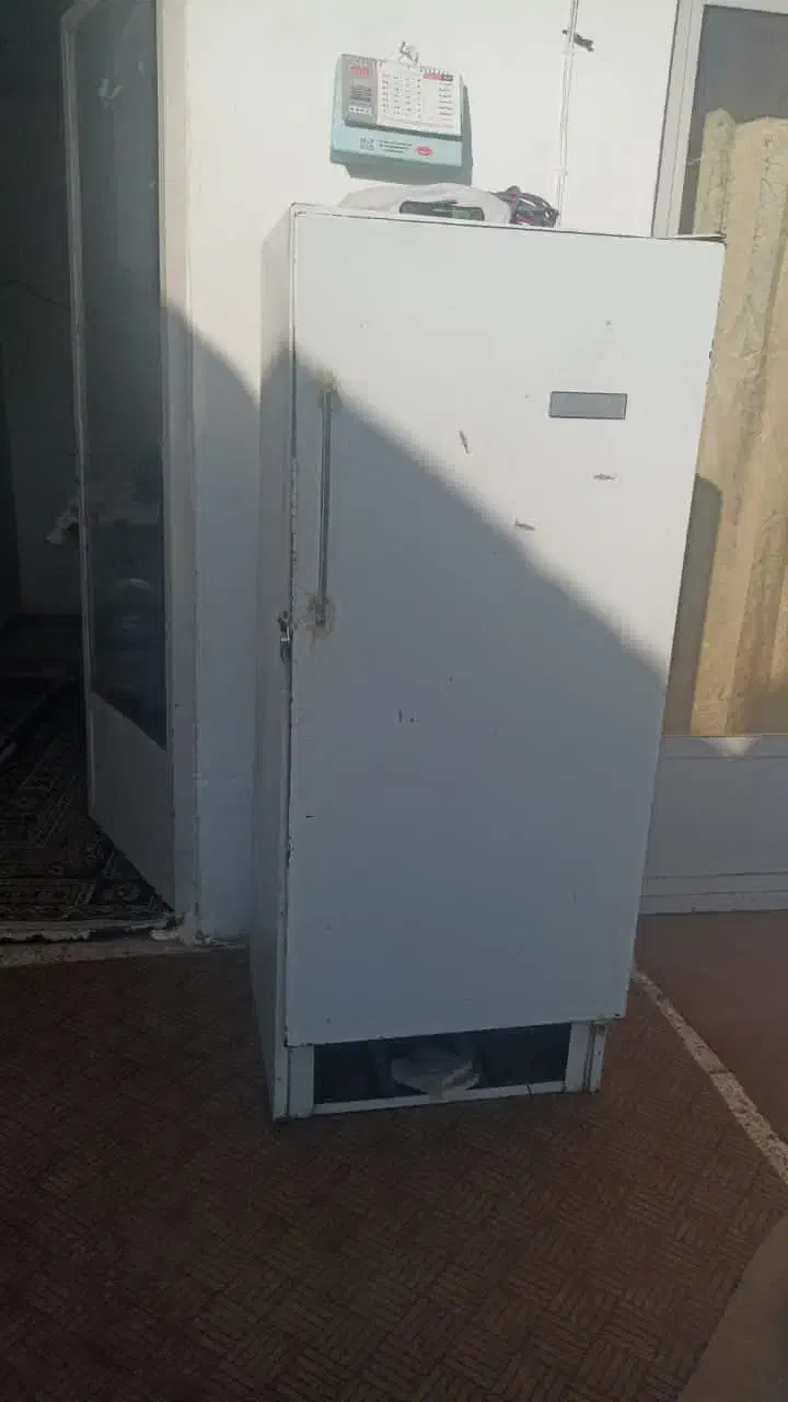 یخچال قدیمی سالم|یخچال و فریزر|اصفهان, شاهد|دیوار