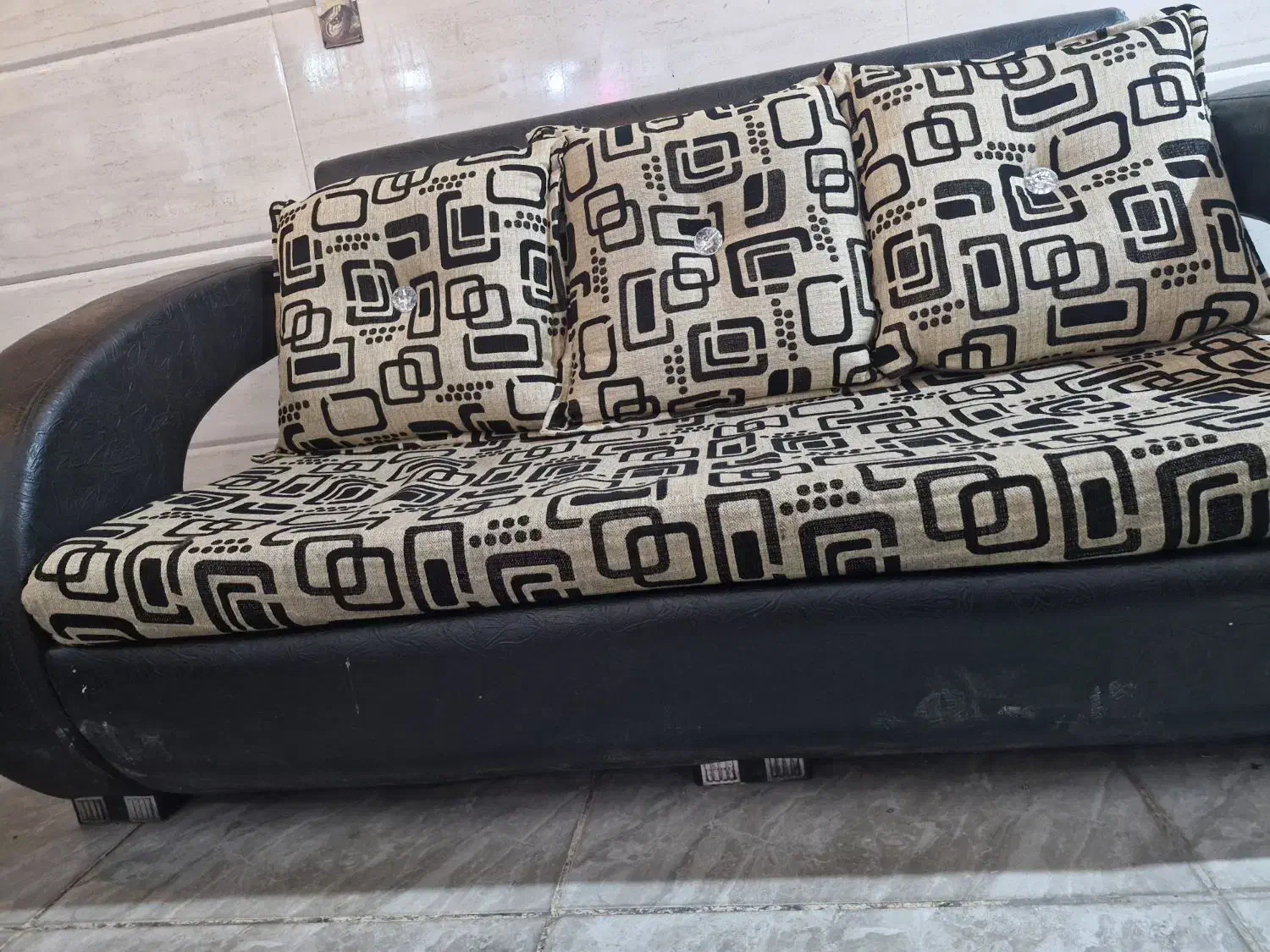 مبل ۷ نفره|مبلمان خانگی و میز عسلی|جیرفت, |دیوار