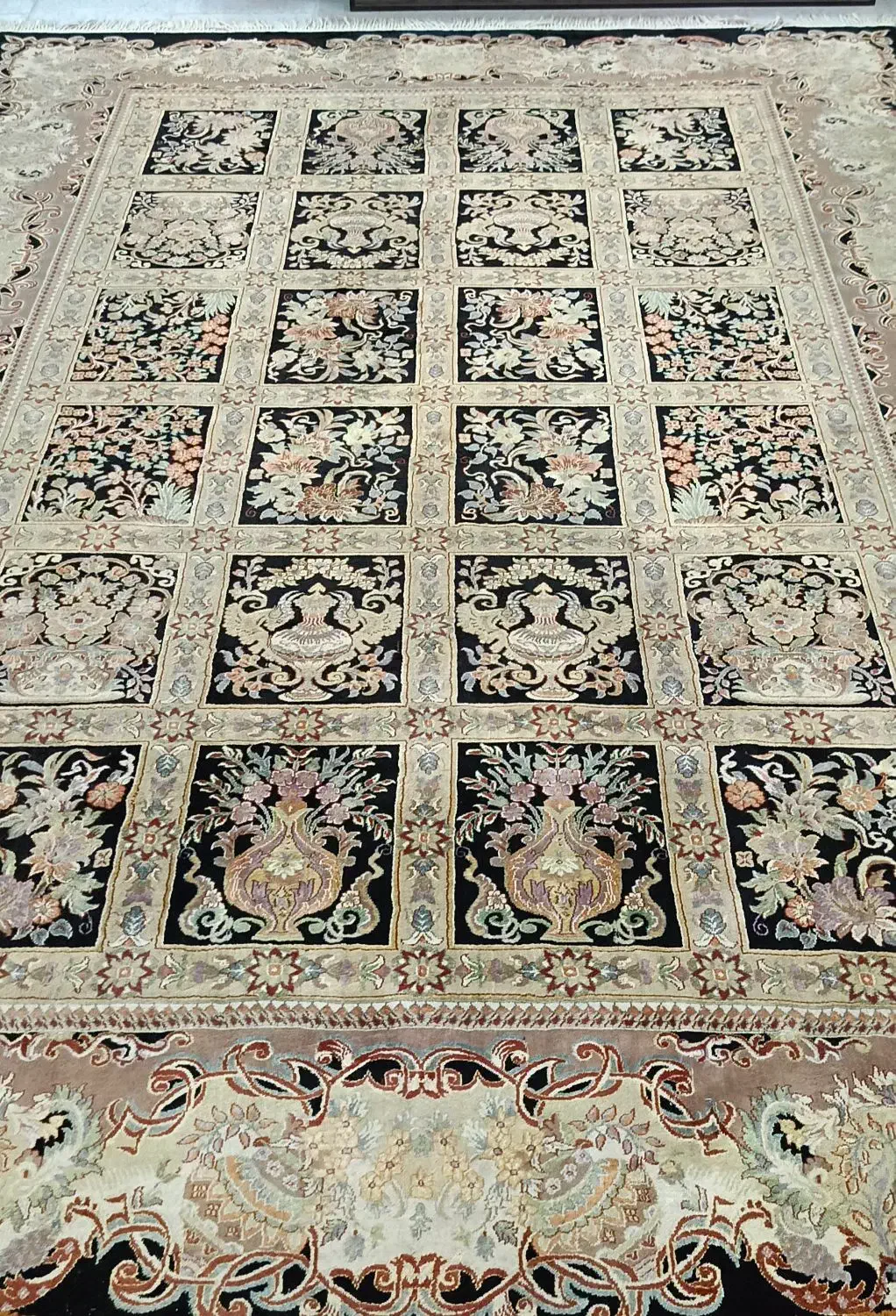 فرش|فرش|پردیس, فاز ۸|دیوار