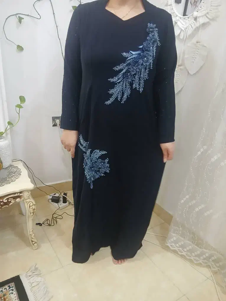 لباس مجلسی|لباس|رشت, حومه رشت|دیوار