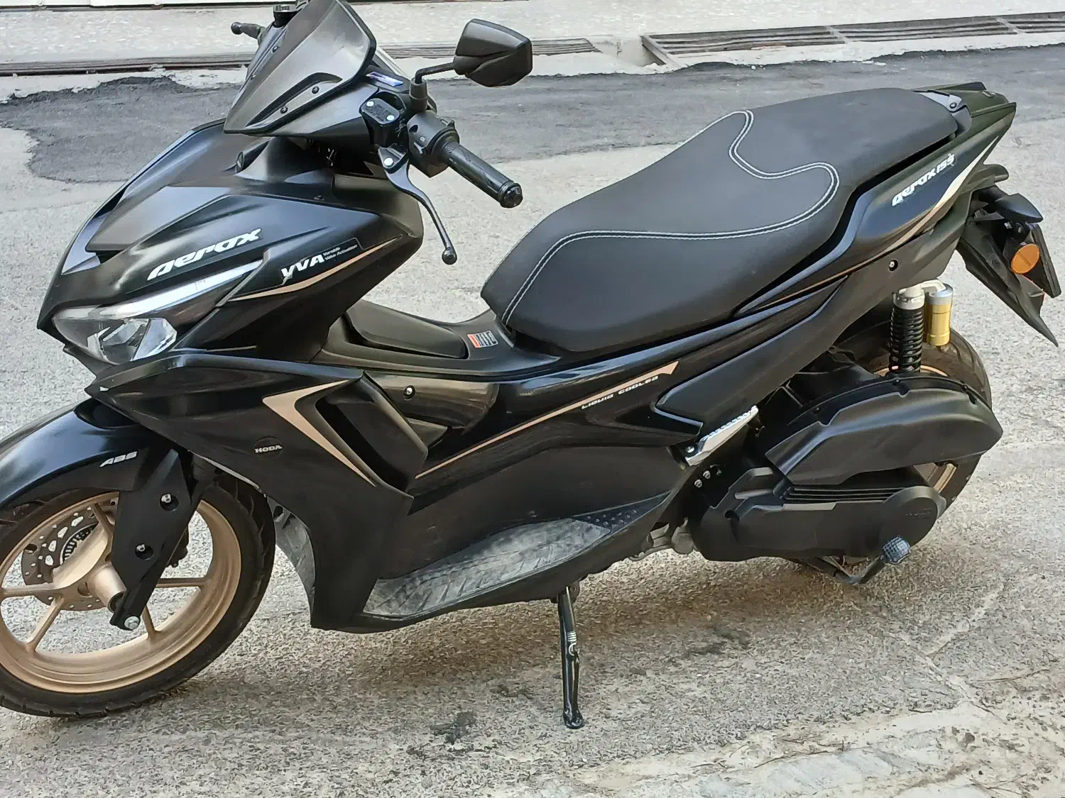 موتور طرح آیروکس۱۵۵آب خنک|موتورسیکلت|شاهین‌شهر, اقبال لاهوری|دیوار