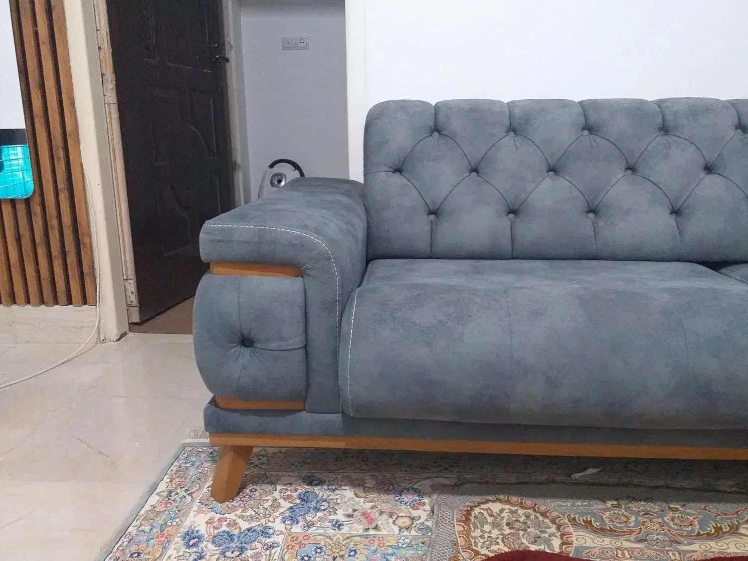 چستر شرکتی|مبلمان خانگی و میز عسلی|بروجرد, |دیوار