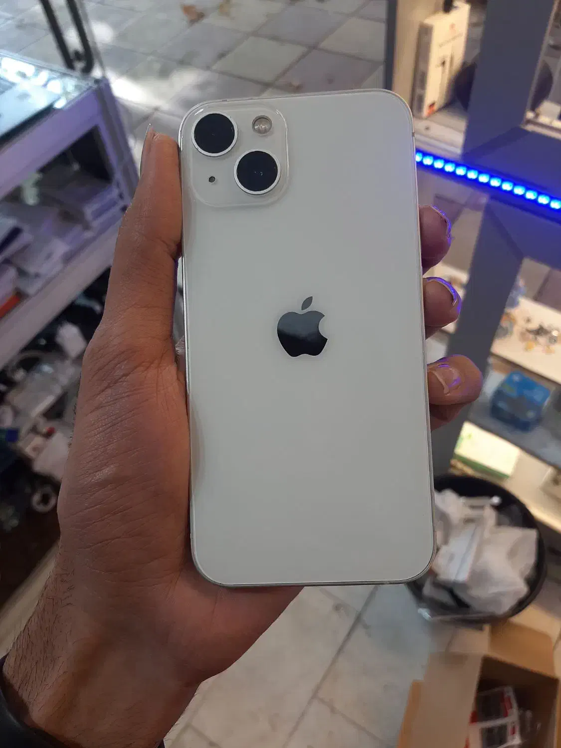 آیفون 13 سفید 256 گیگ تمیز و سالم|موبایل|دماوند, دماوند|دیوار