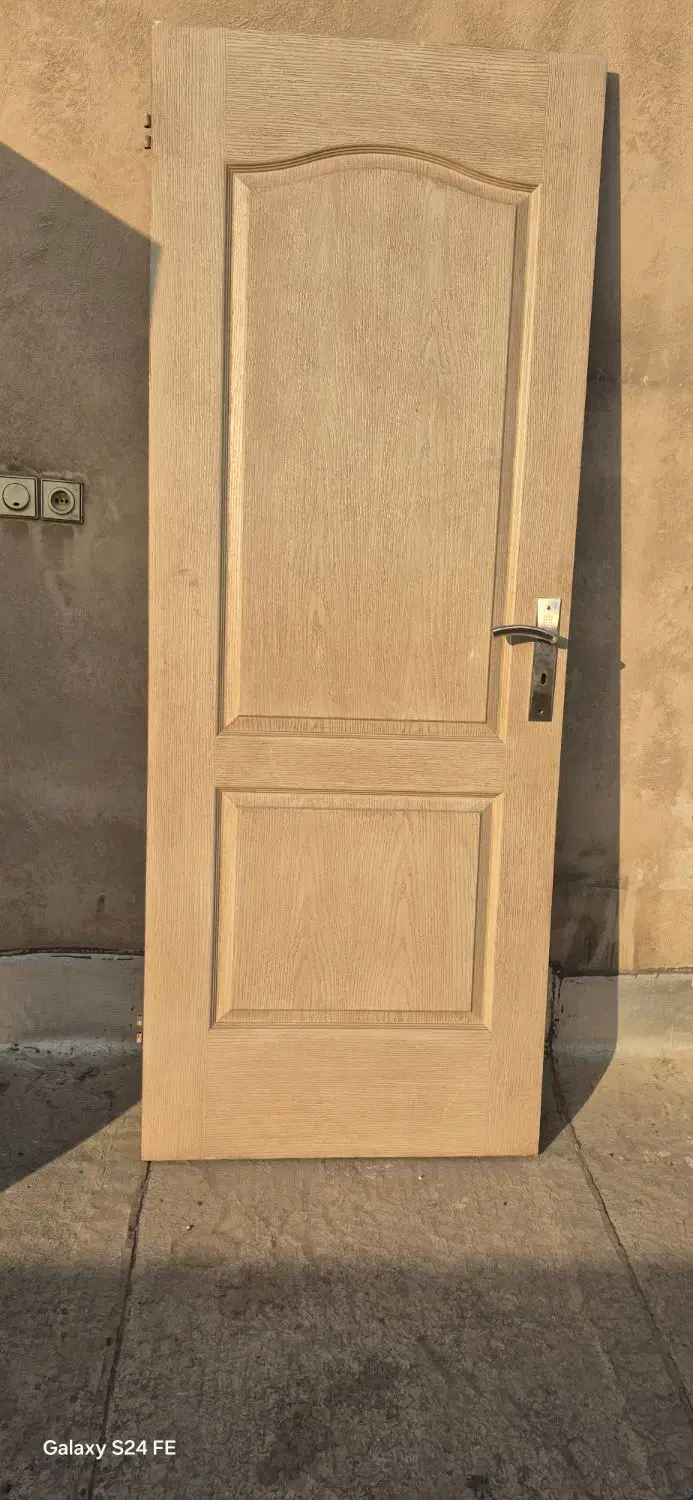 درب چوبی درحد نو|مصالح و تجهیزات ساختمان|ری, اقدسیه|دیوار