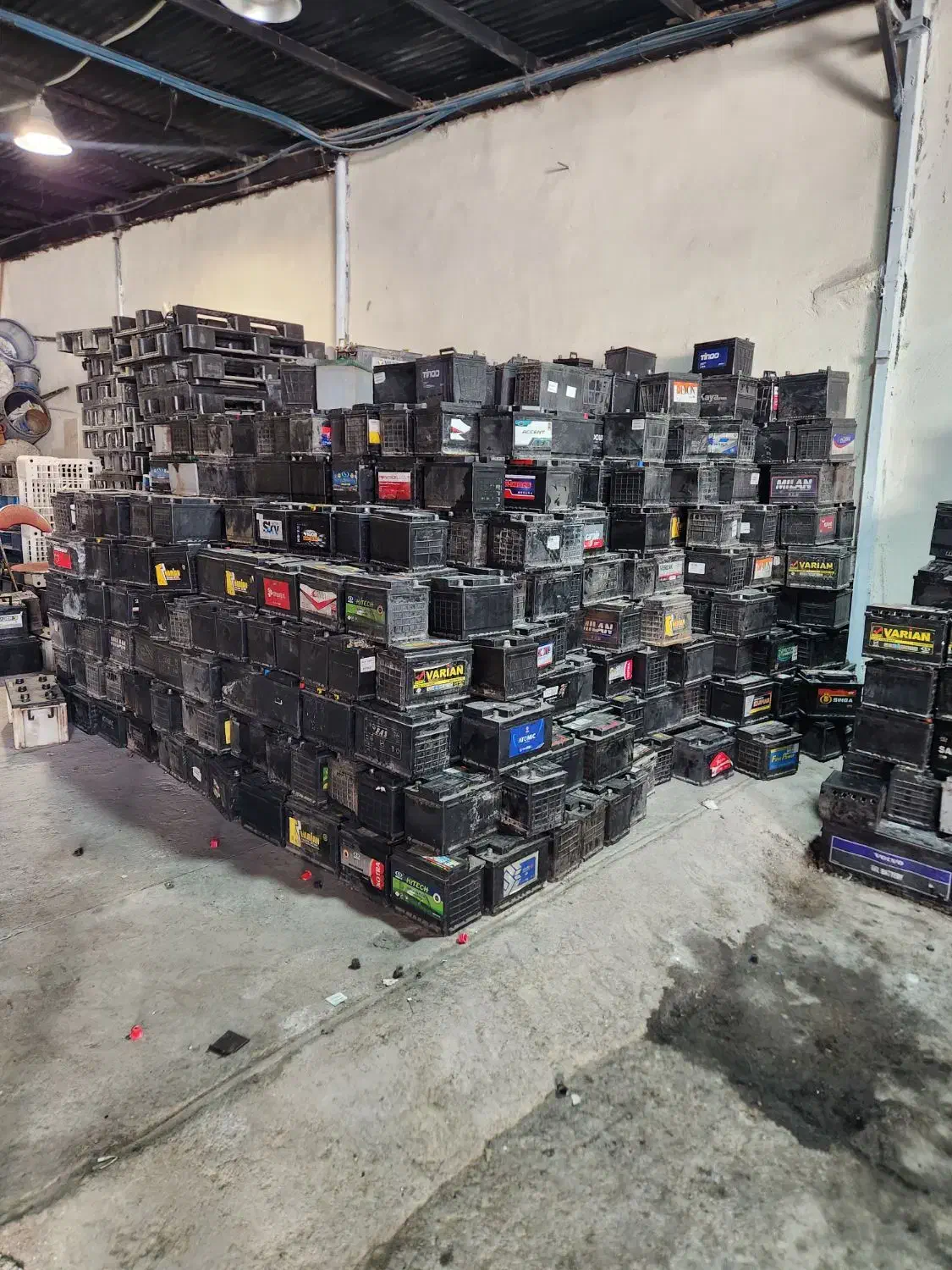 خریدار باتری UPS فرسوده ،باطری یو پی اس، لیفتراک|قطعات و لوازم جانبی رایانه|تهران, ستارخان|دیوار