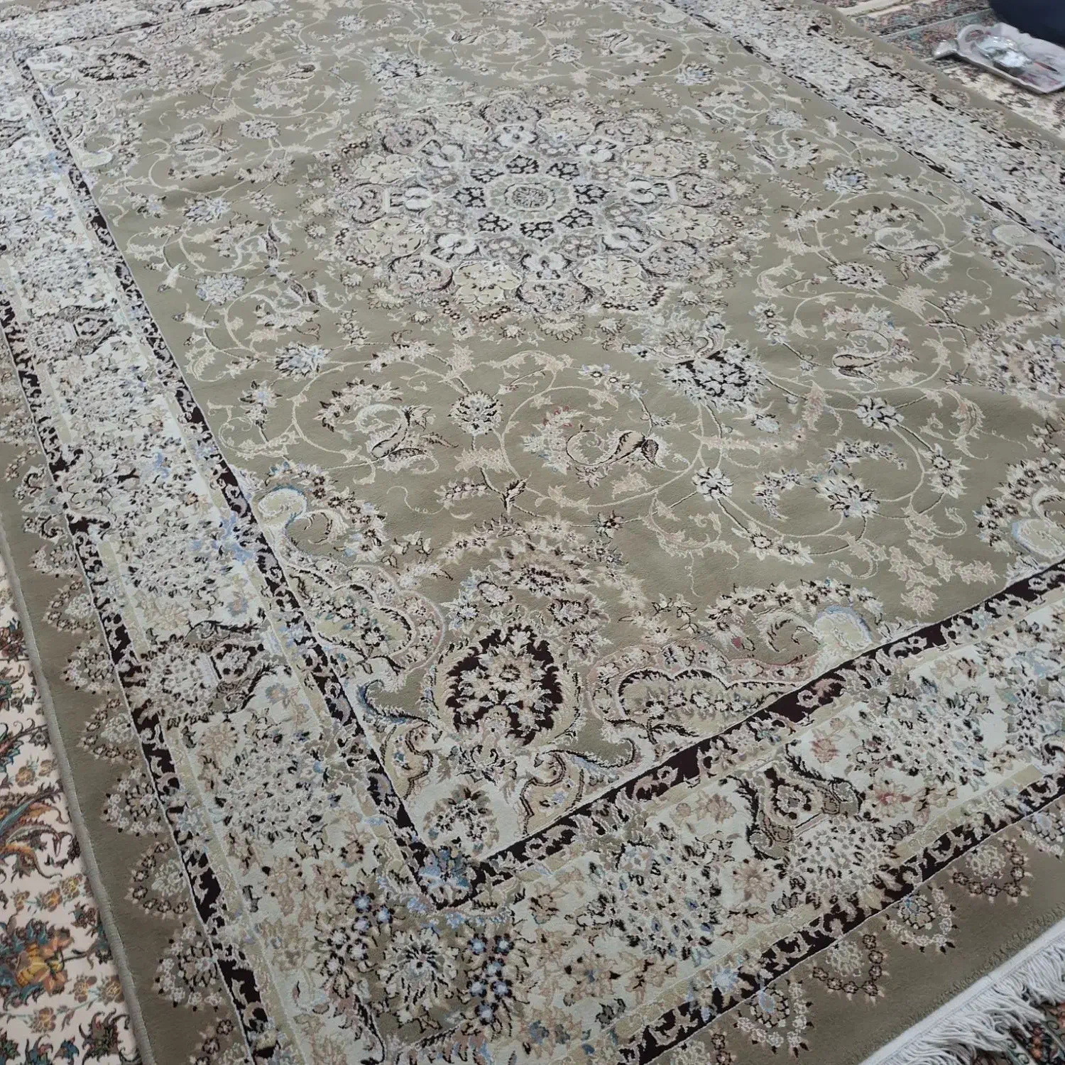 یک جفت ۹متری|فرش|پاوه, |دیوار