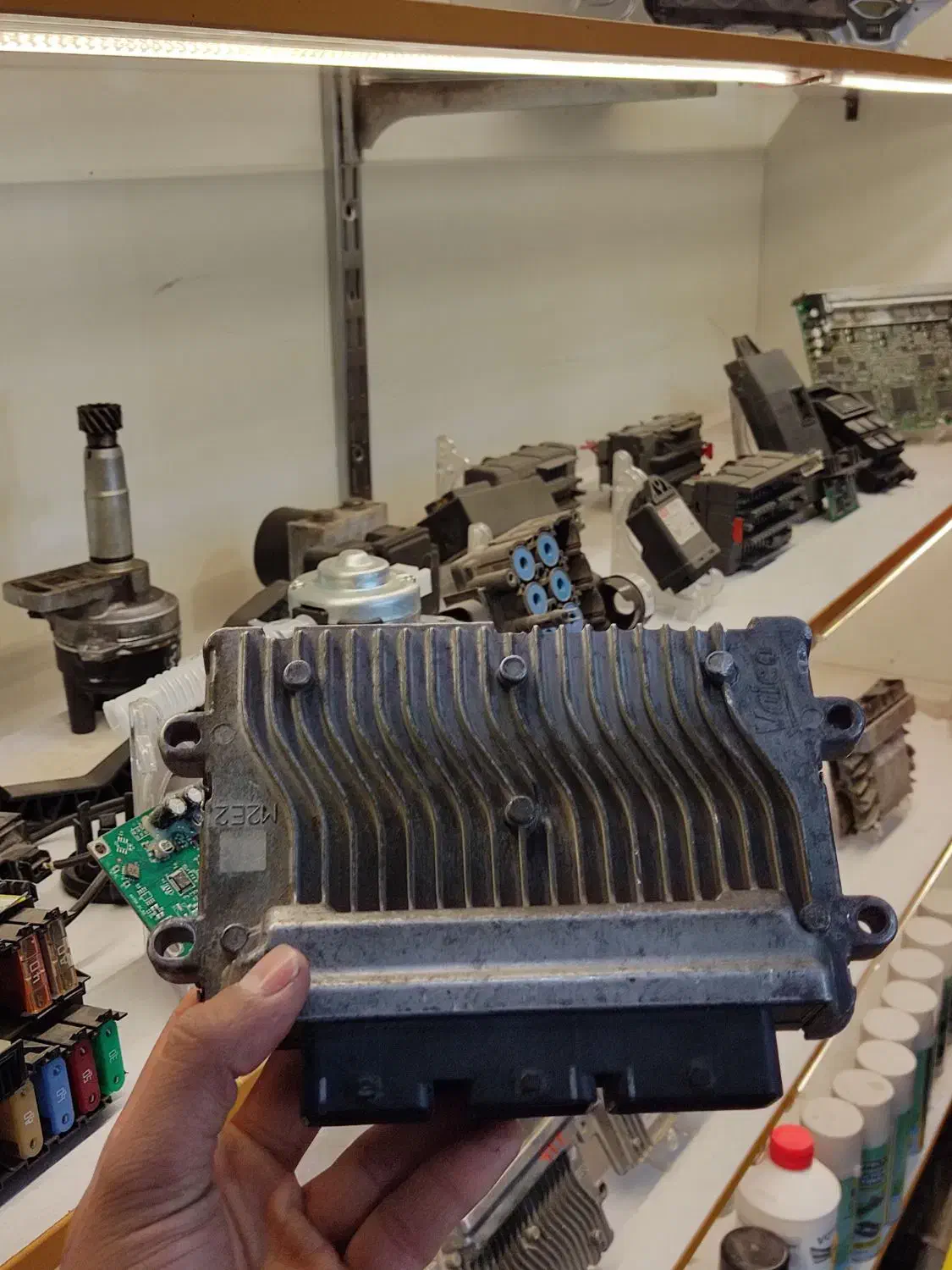 ایسیو انواع خودرو ایرانی و خارجی|قطعات یدکی و لوازم جانبی|اصفهان, جنیران (لادان)|دیوار