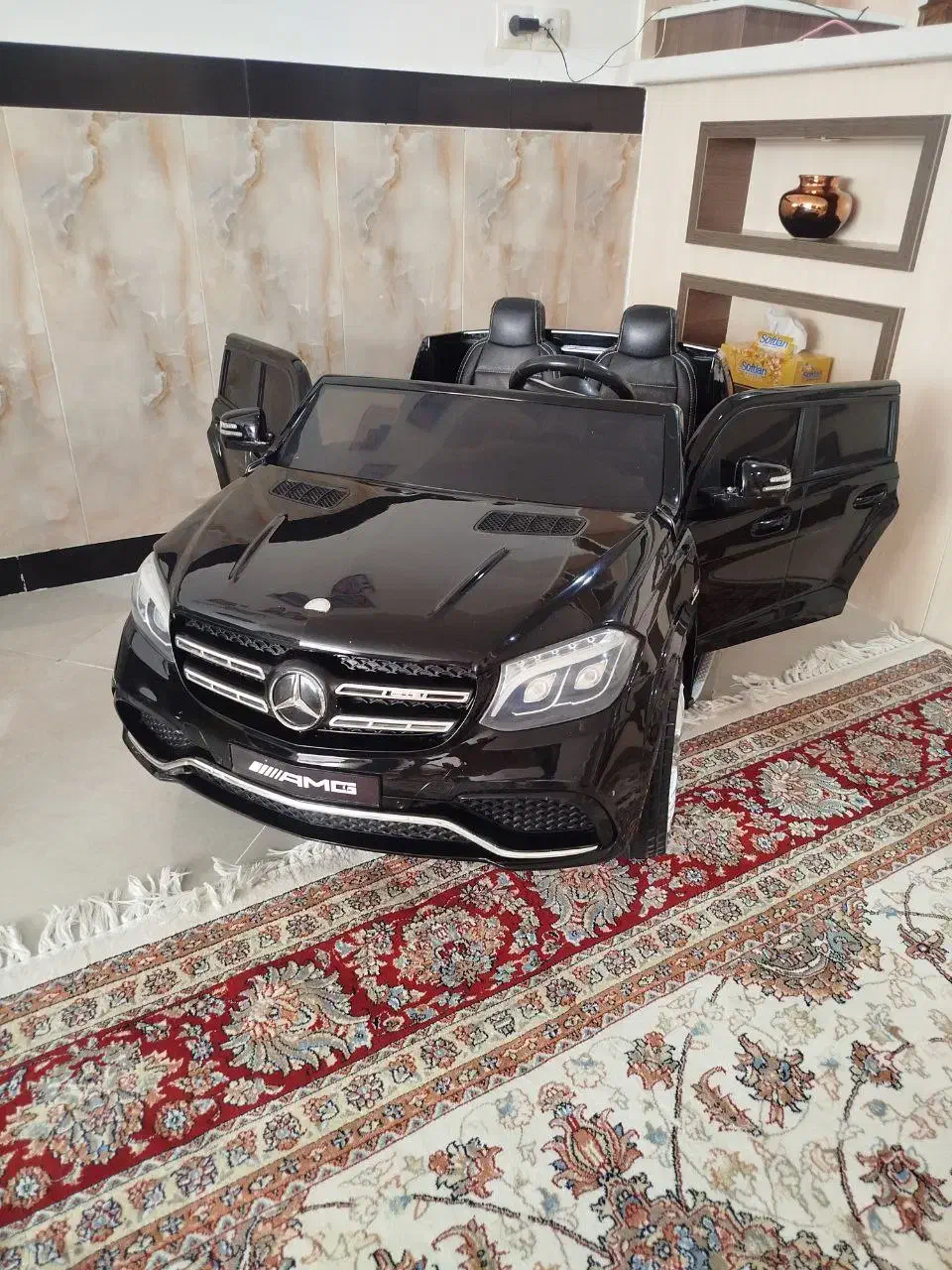 ماشین شارژی دو نفره چهار موتوره تخت لیسانس اروپا|اسباب‌بازی بچه|سنندج, |دیوار