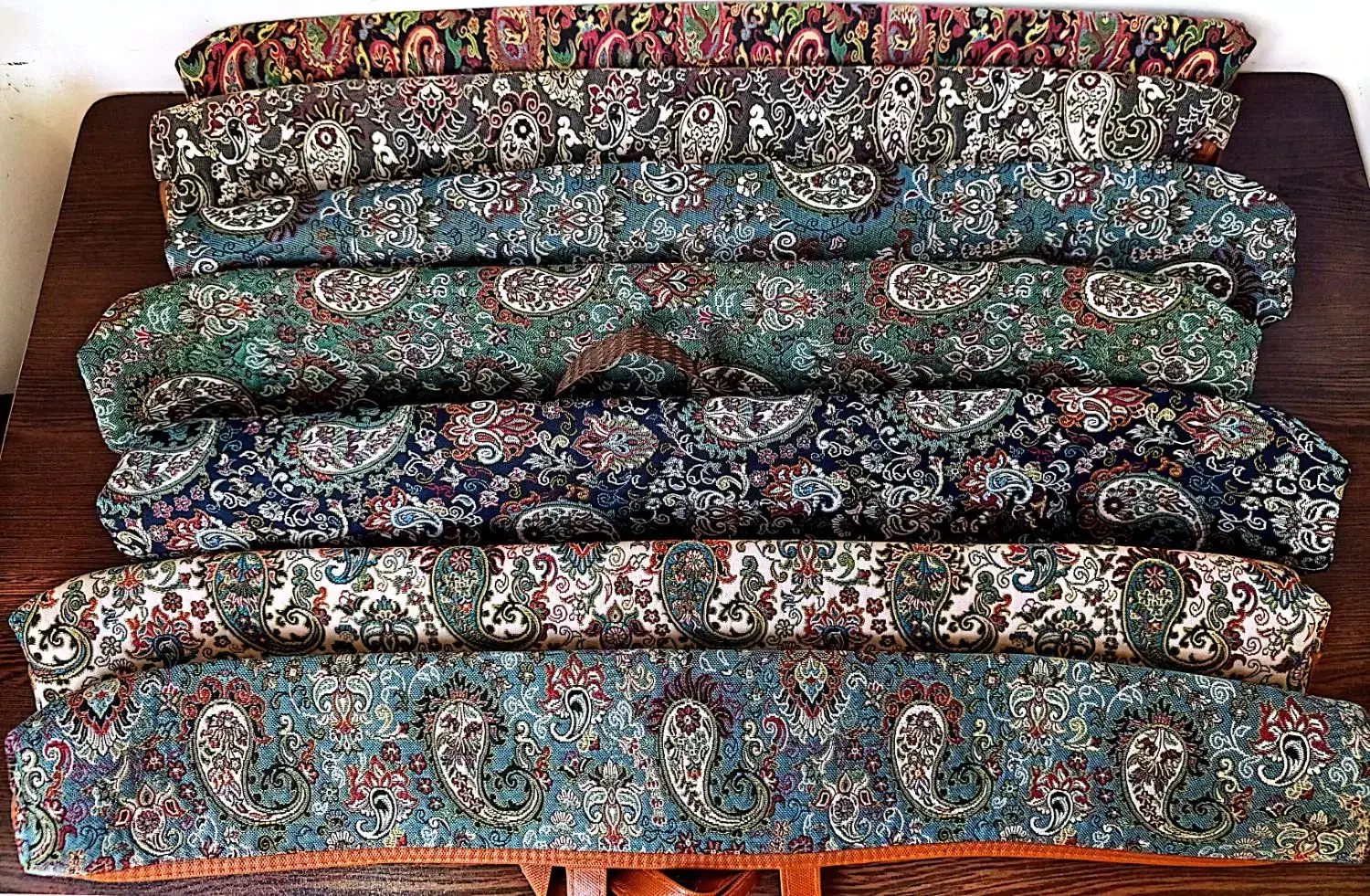 جاسیخی|سفره، حوله، دستمال آشپزخانه|قم, مسجد امام حسن|دیوار