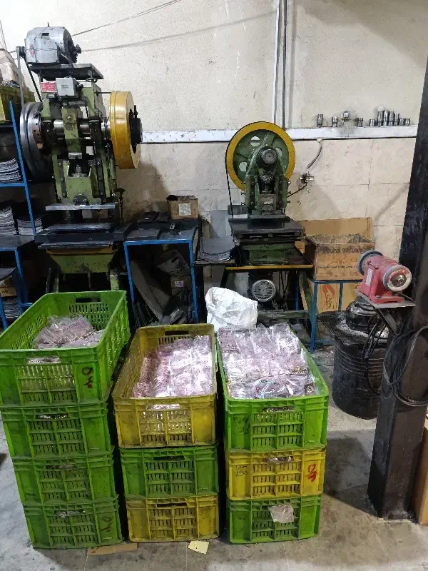 کارساده نیازمندیم|استخدام صنعتی، فنی، مهندسی|کرج, خرمدشت|دیوار