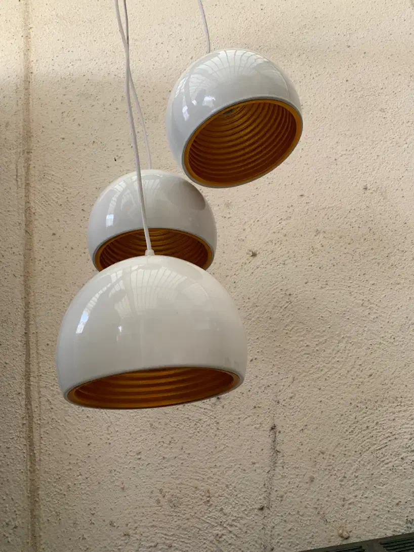 لوستر سقفی فلزی سه شاخه|لوستر و چراغ آویز|تهران, سوهانک|دیوار