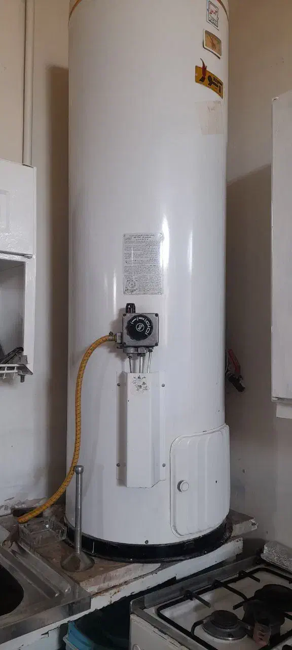 آبگرمکن قیمت ۶ملیون تومان|آبگرمکن، پکیج، شوفاژ|تیران, |دیوار