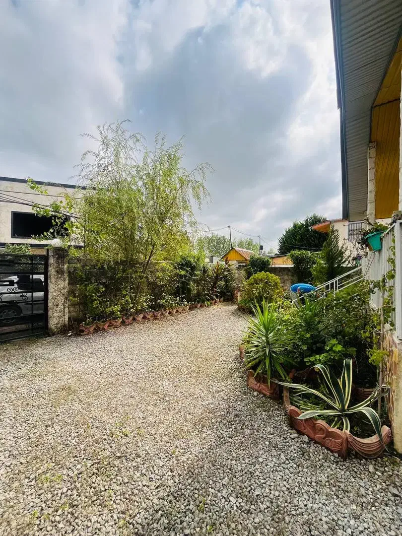 ویلاباغ کلنگی۳۵۰متری/تراسش شبیه خونه مامانبزرگمونه|فروش خانه و ویلا|آمل, |دیوار