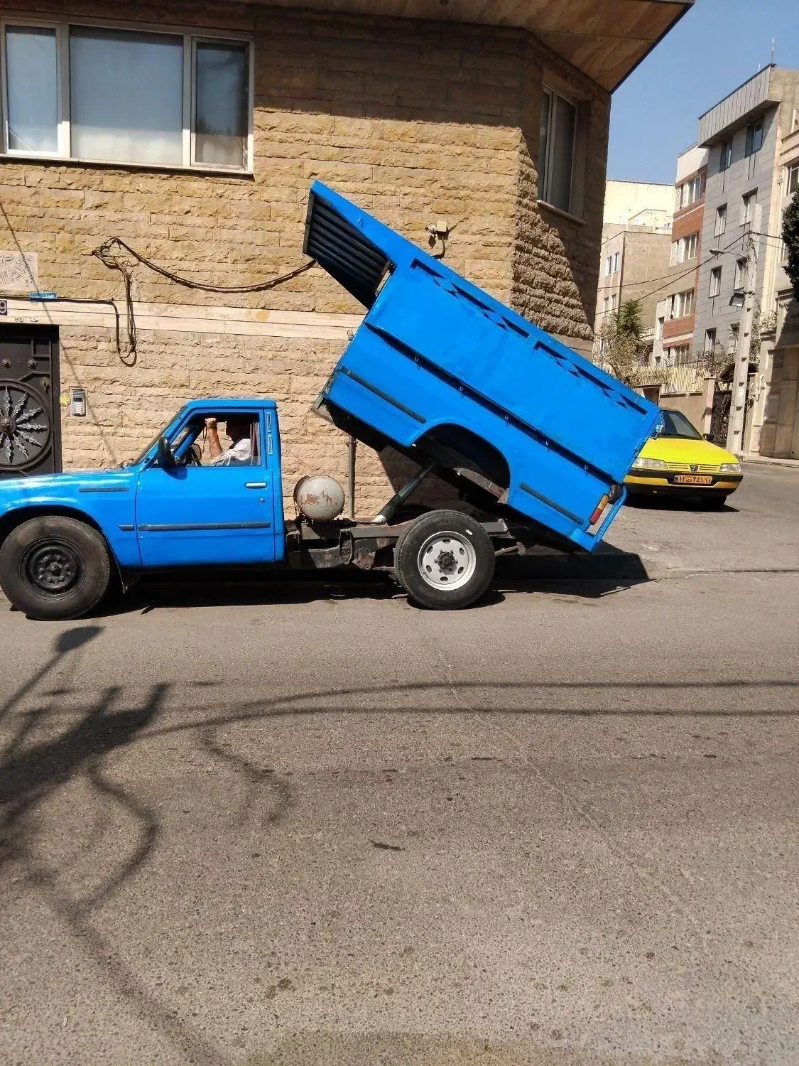 حمل نخاله و مصالح ساختمانی تهران|خدمات حمل و نقل|تهران, اراضی عباس آباد|دیوار