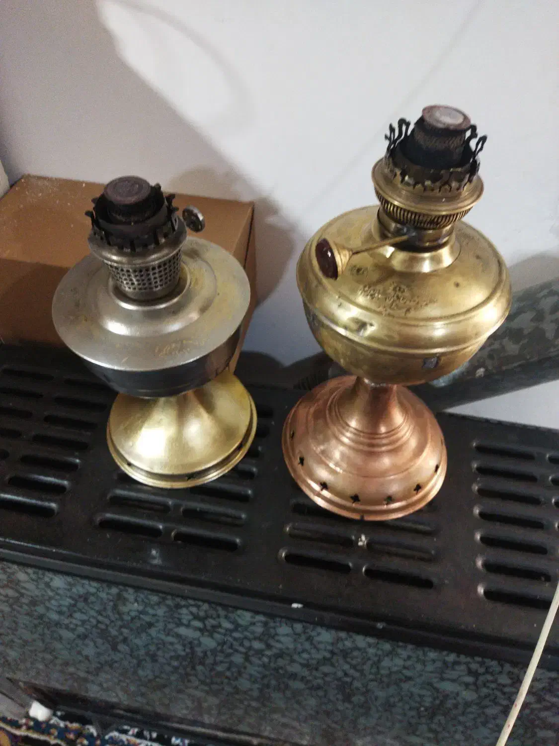 چراغ گردسوز  قدیمی|لامپ و چراغ|علیآباد کتول, |دیوار