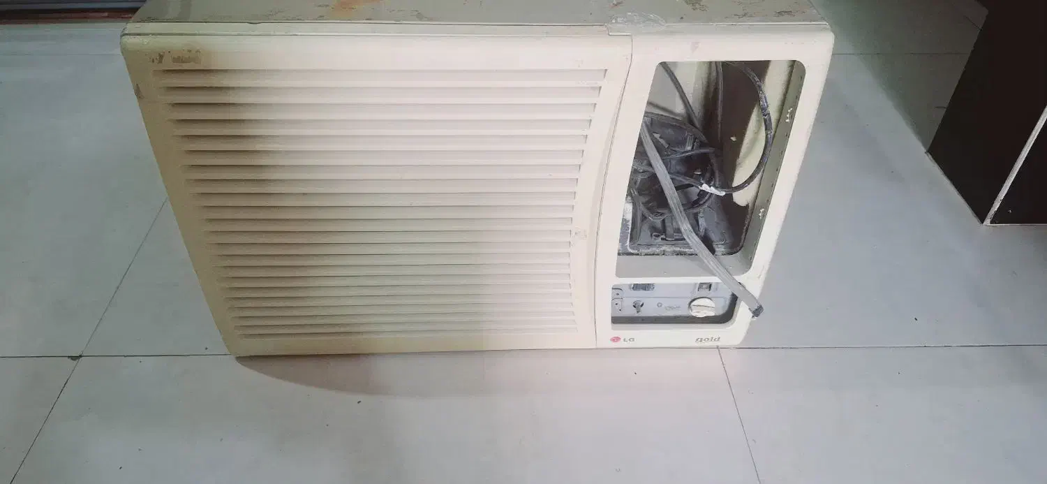 کولر گازی پشت پنجره ای|کولر گازی و فن‌کوئل|تایباد, |دیوار