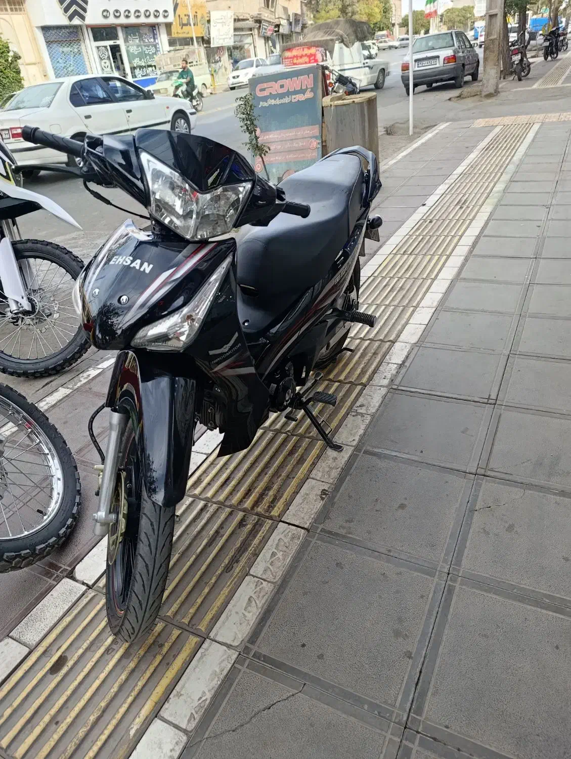 لاکی احسان مشکی1403|موتورسیکلت|تربتحیدریه, طالقانی|دیوار