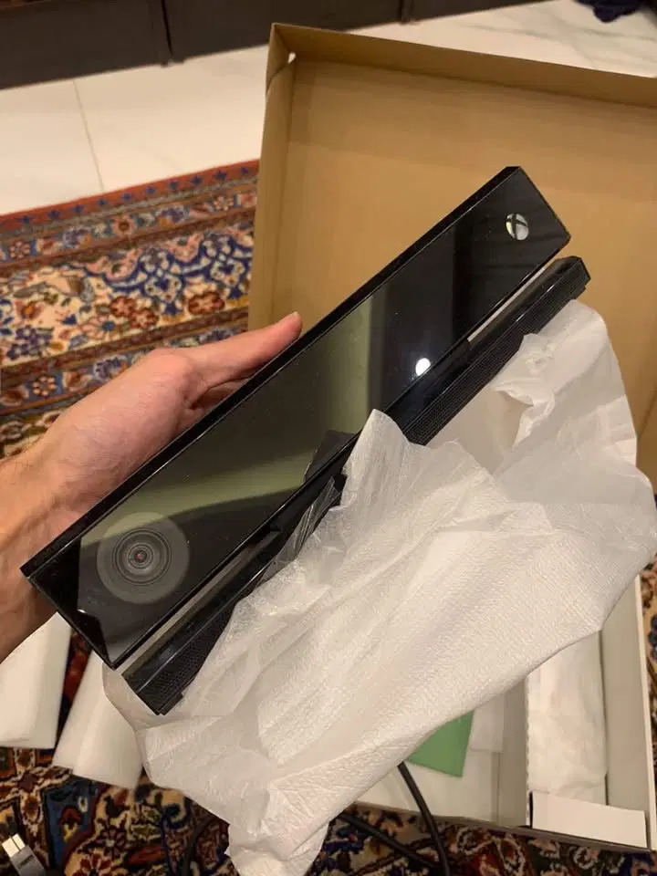 Xbox One + Kinect + 2 Controlls - 500GB|کنسول، بازی ویدئویی و آنلاین|تهران, سعادت‌آباد|دیوار