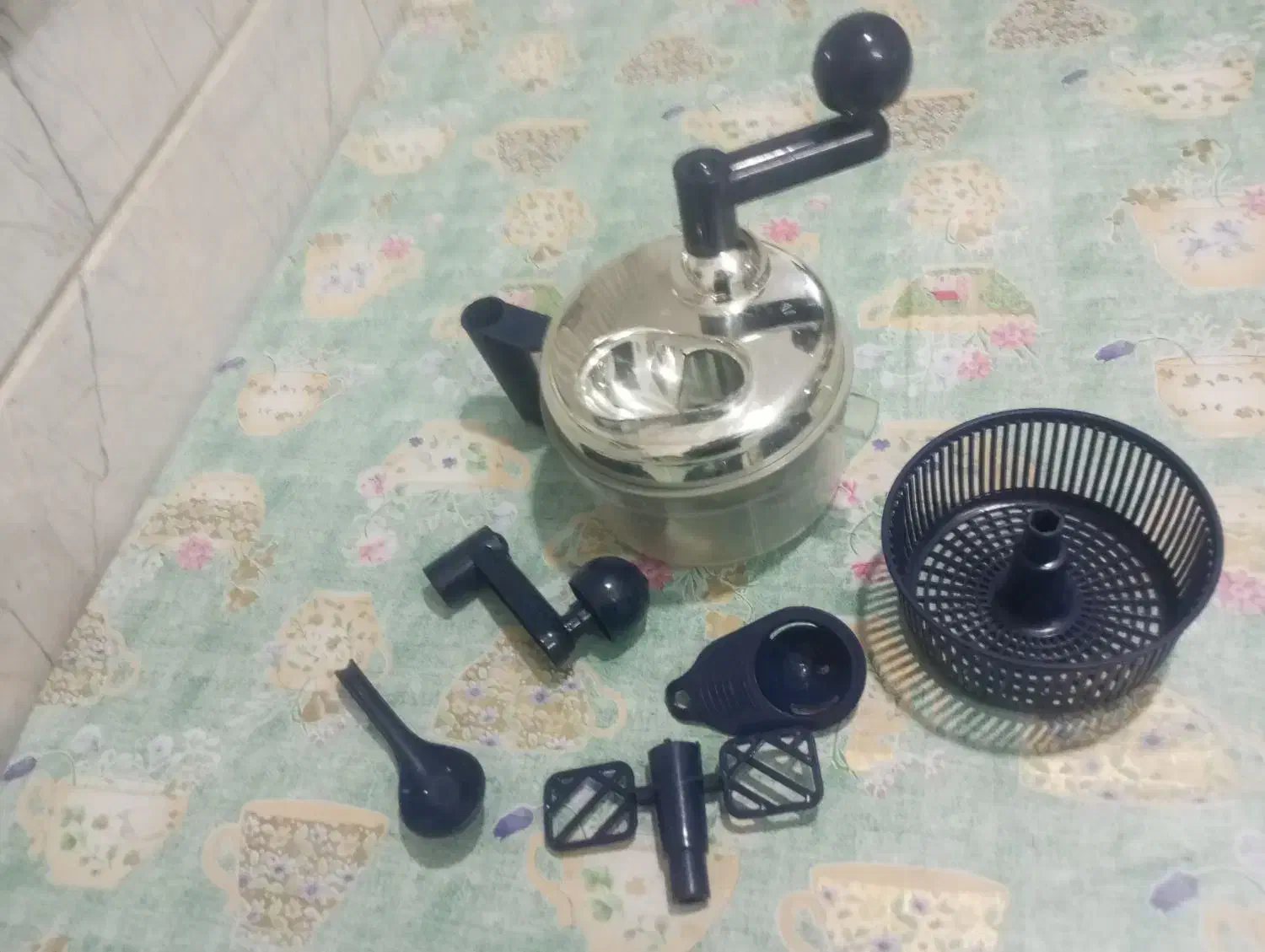 مخلوط کن دستی|خردکن، آسیاب، غذاساز|قم, نیروگاه|دیوار