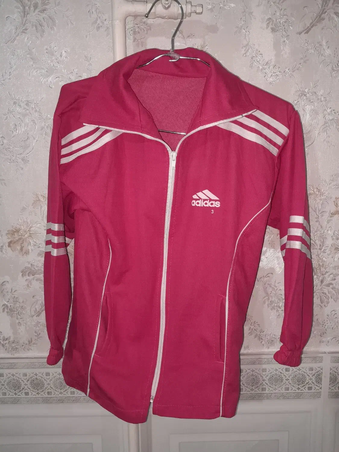 تعدادی لباس ورزشی|لباس|زنجان, |دیوار