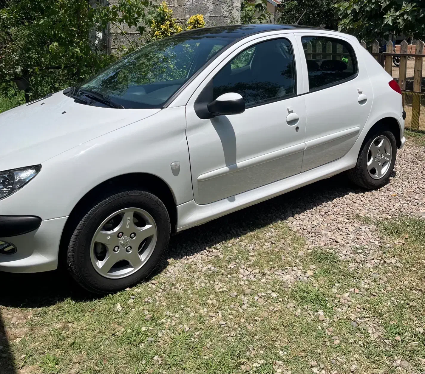 ۲۰۶سقف شیشه|خودرو سواری و وانت|ماسال, |دیوار