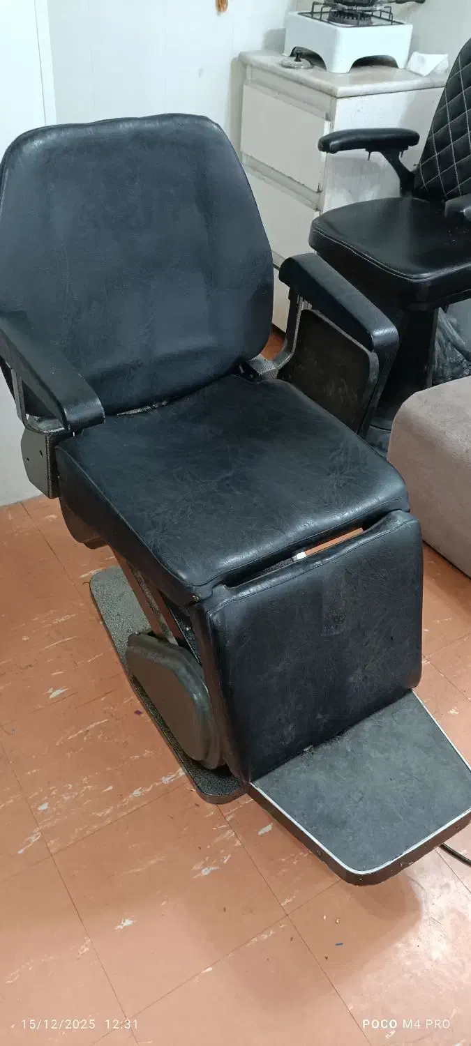 صندلی آرایشگاه|آرایشگاه و سالن‌های زیبایی|بندر انزلی, تهران|دیوار