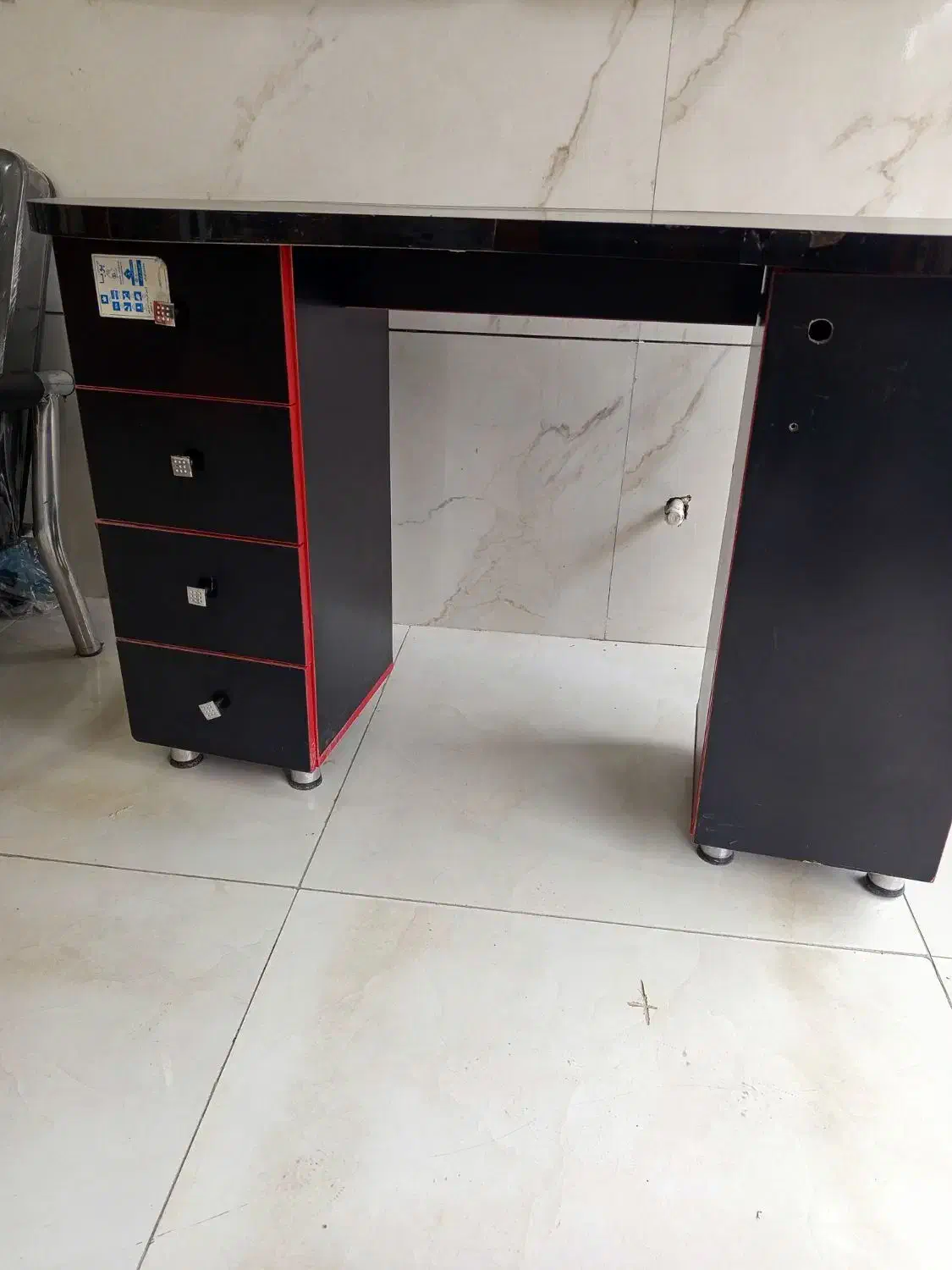 میز تحریر واداری|میز تحریر و کامپیوتر|مریوان, |دیوار