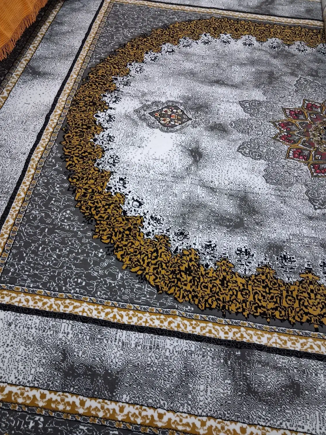 قالی ۱۲متری نو|فرش|آبادان, |دیوار