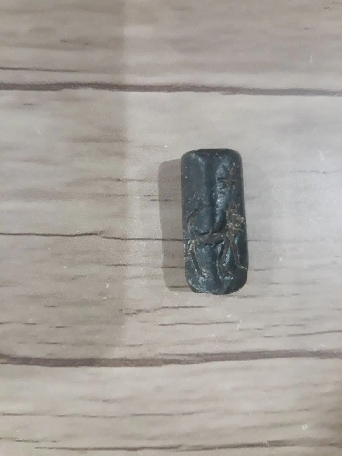 مهره قدیمی|کلکسیون اشیاء عتیقه|زنجان, |دیوار