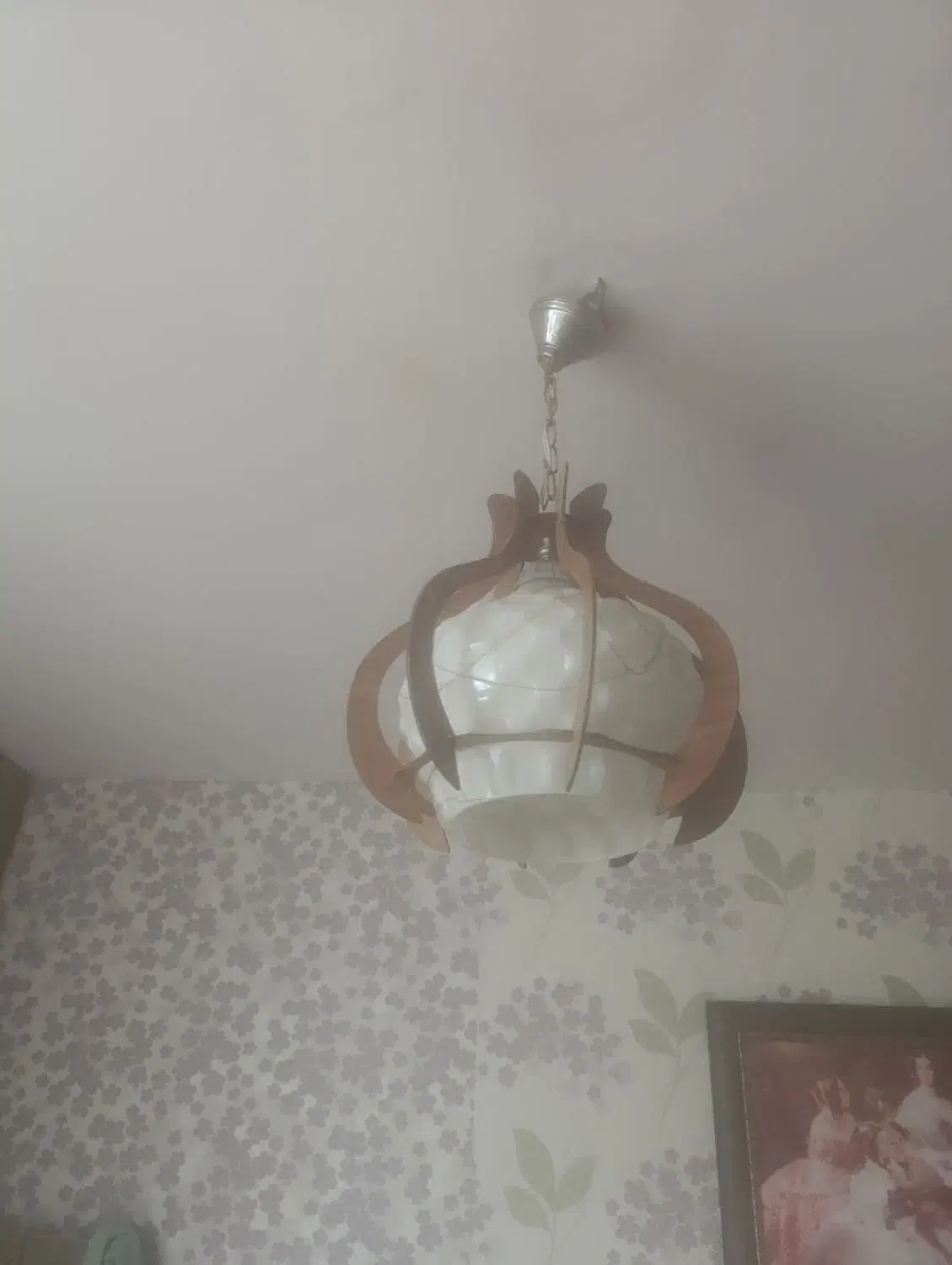 یک جفت لوستر اتاق خواب در حدنو و سالم|لوستر و چراغ آویز|اهواز, معین زاده|دیوار