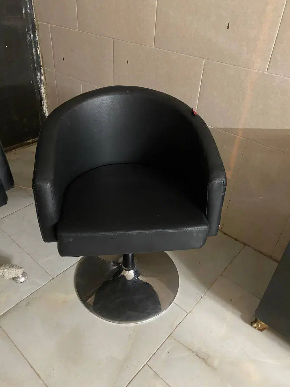 وسایل ارایشگاهی|آرایشگاه و سالن‌های زیبایی|تربت جام, شهید غلام زاده|دیوار