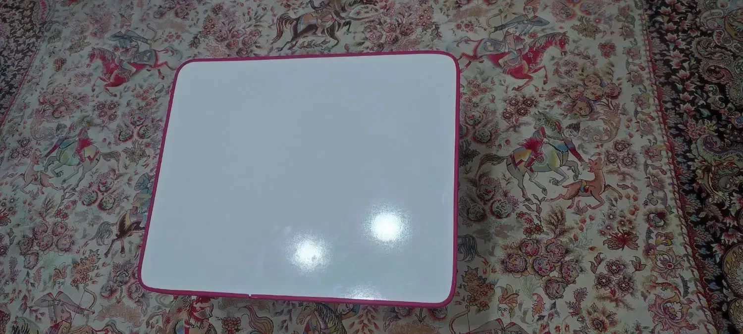 میز تحریر|میز تحریر و کامپیوتر|شیراز, سینما سعدی|دیوار