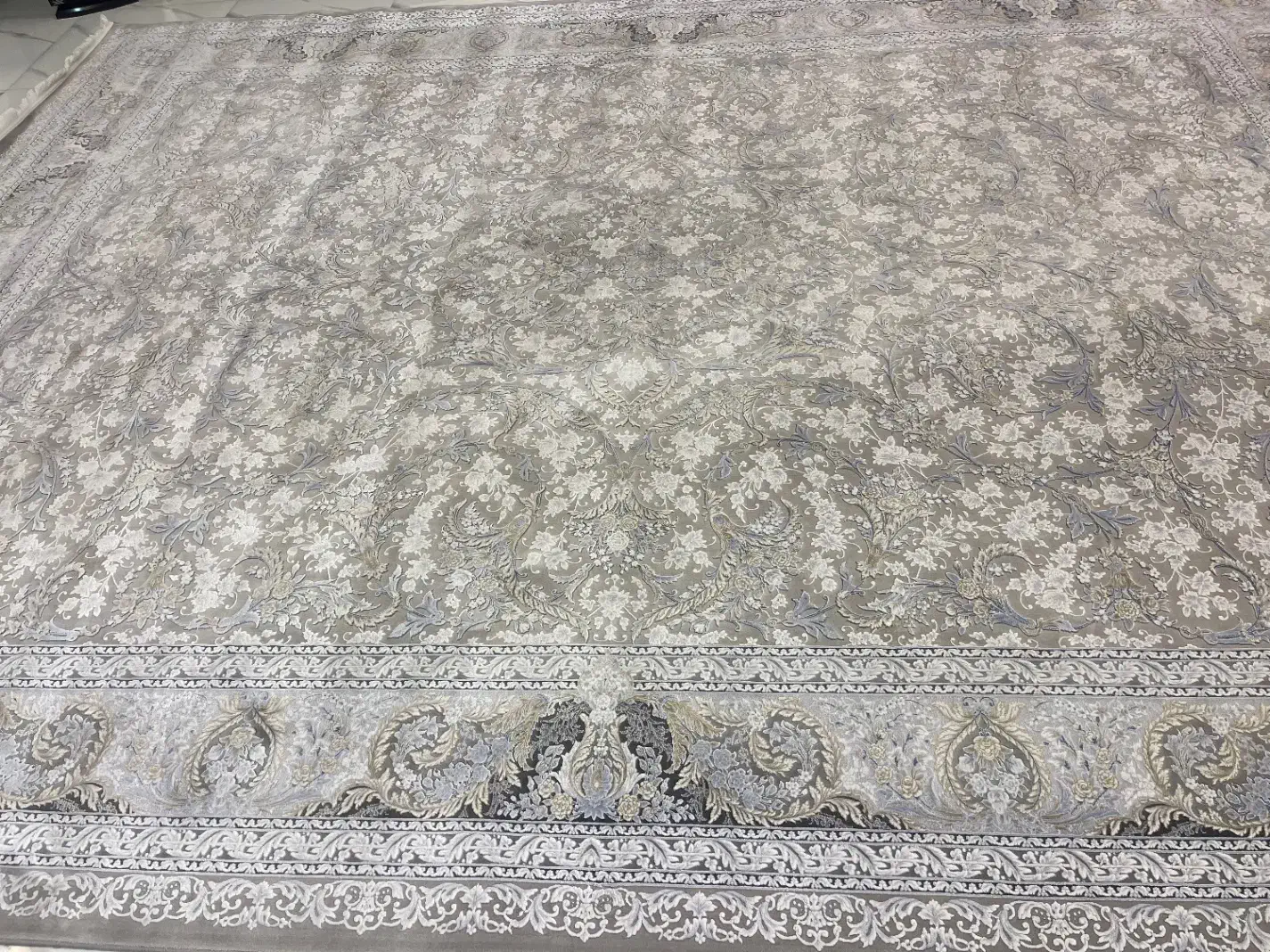 فرش ۱۲متری ۱۲۰۰شانه گل برجسته|فرش|رحیمآباد, |دیوار