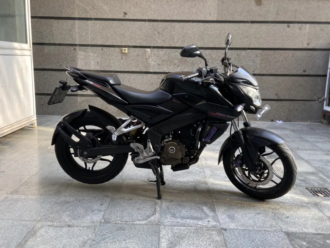 موتور سیکلت ns200|موتورسیکلت|تهران, حسنآباد|دیوار