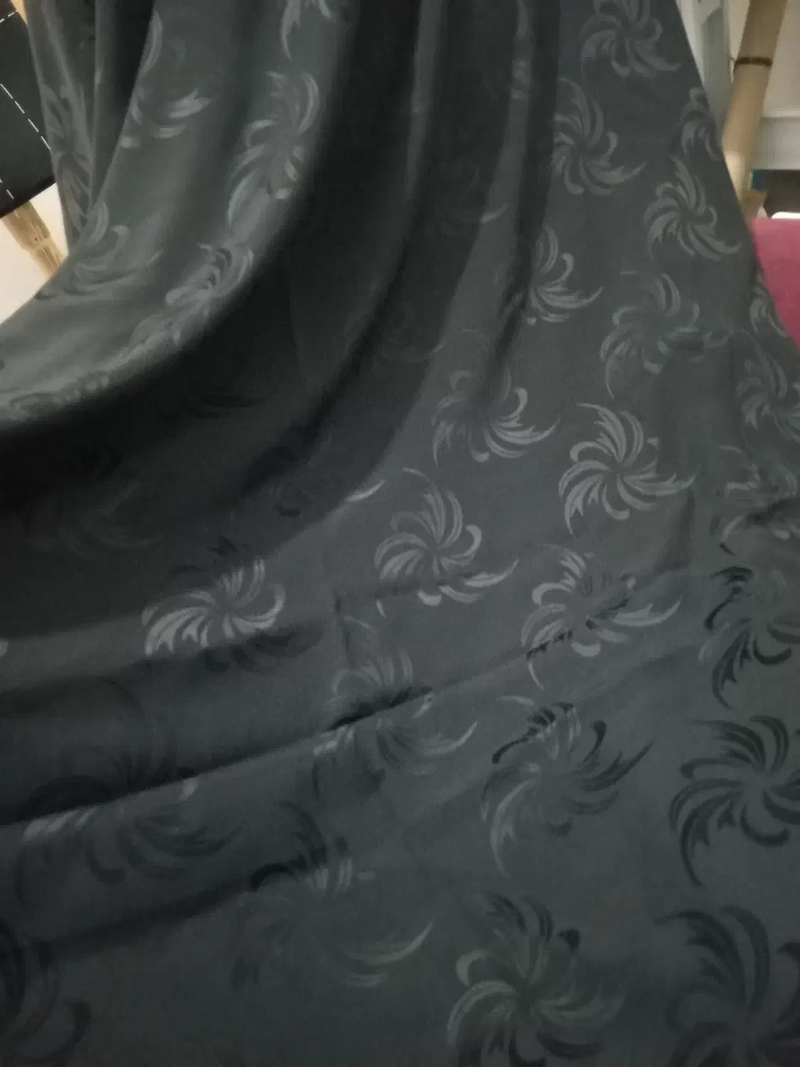 چادر مشکی|لباس|آمل, |دیوار